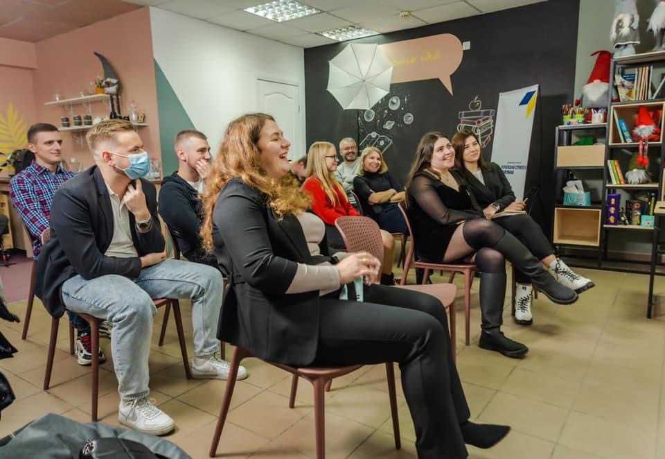 В Чернігові “Українська стратегія. Молодь” провела майстер-клас з політичного менеджменту